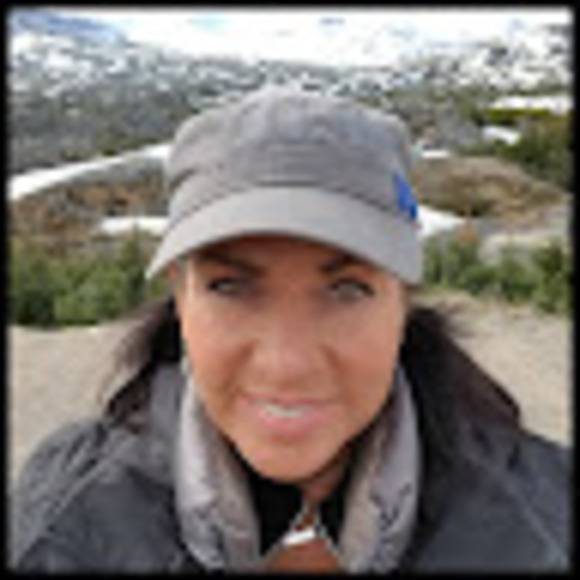 Meet your Posher, Stacy - Picture 1 of 1